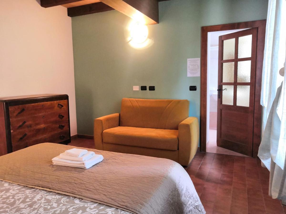 B&B Demetra Solignano Экстерьер фото